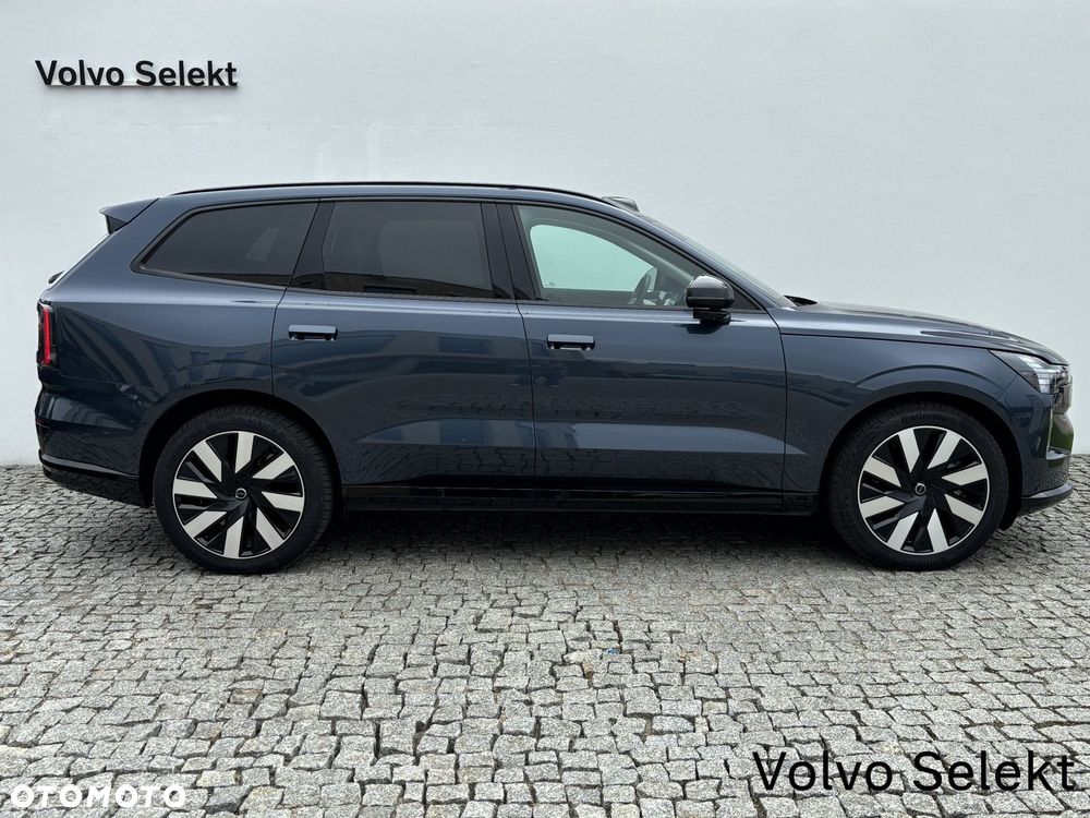Volvo EX90 - 5
