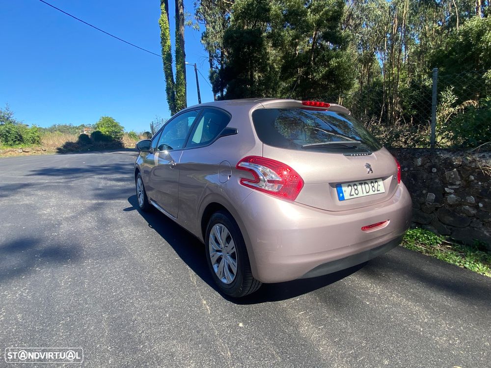 Peugeot 208 1.2 PureTech Access - 20