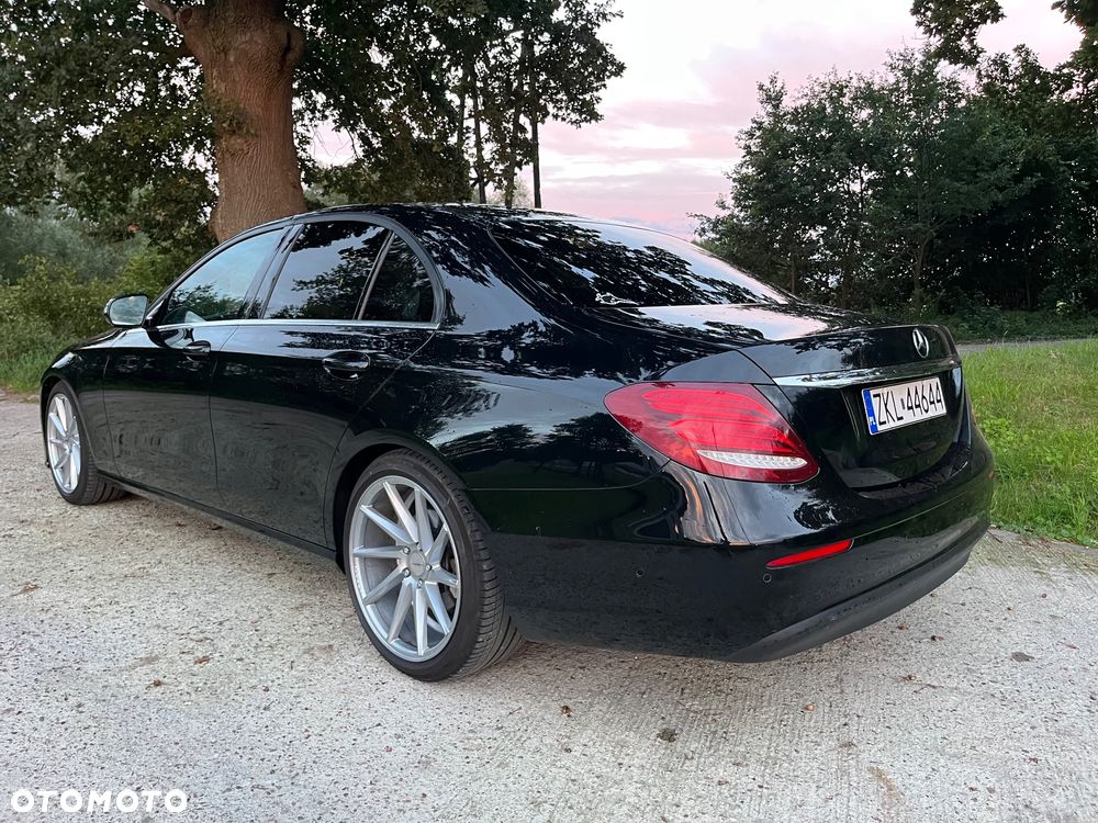 Mercedes-Benz Klasa E 200 9G-TRONIC Avantgarde - 10