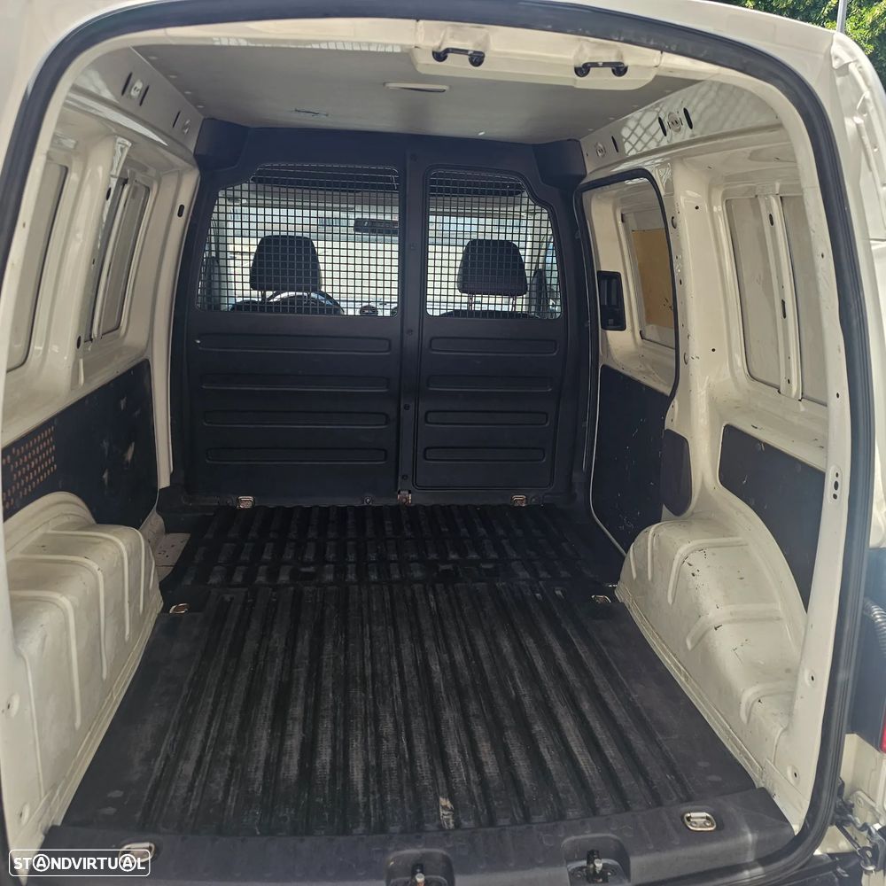 VW Caddy - 8