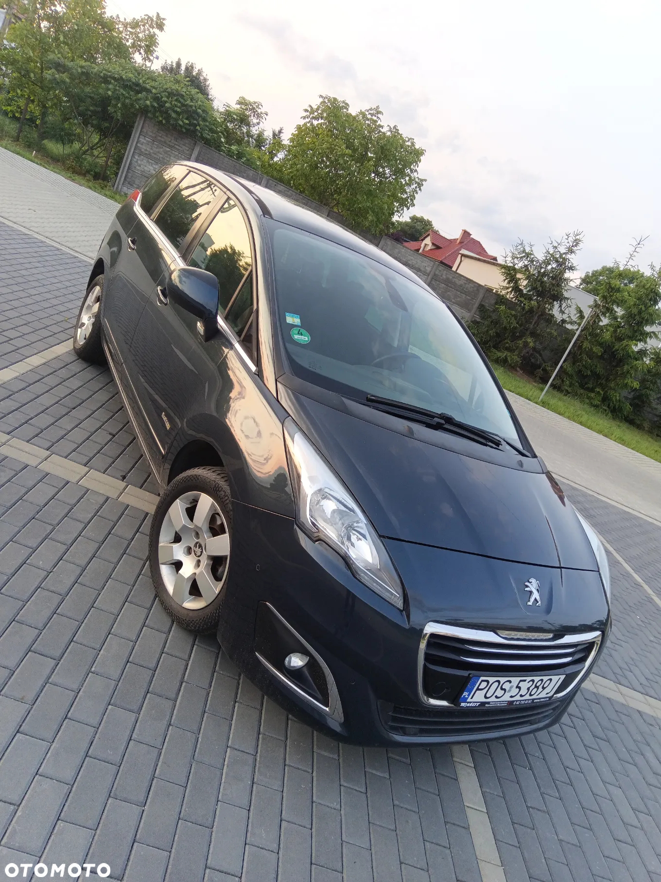 Peugeot 5008 - 2