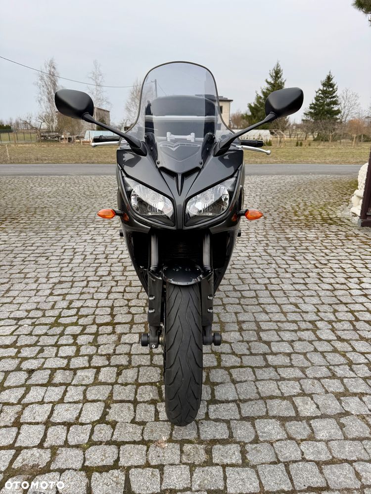 Yamaha FZ - 7