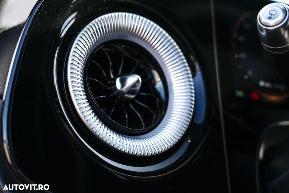 Mercedes-Benz CLA 180 - 21