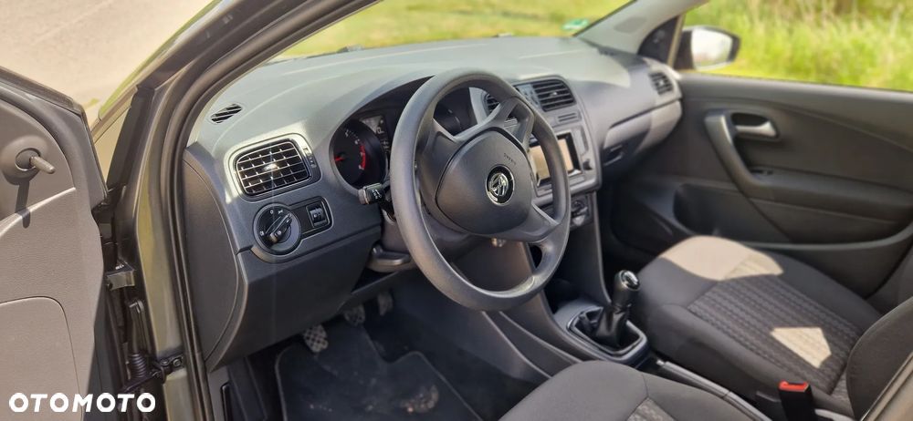 Volkswagen Polo 1.0 (Blue Motion Technology) Comfortline - 18