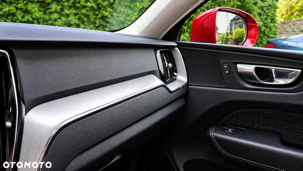 Volvo XC 60 T6 AWD Core - 23
