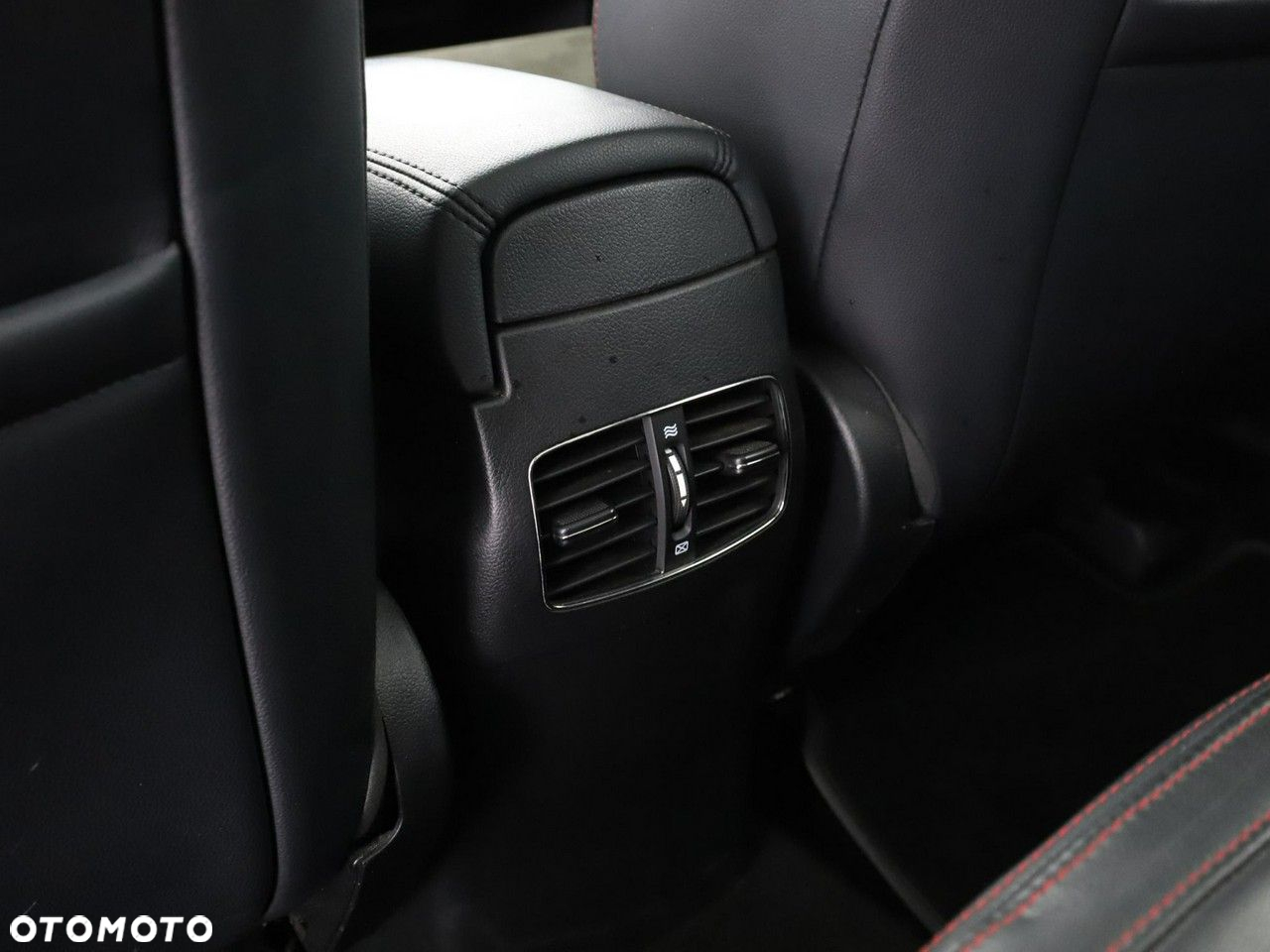 Kia Ceed 1.6 T-GDI GT-Track - 37
