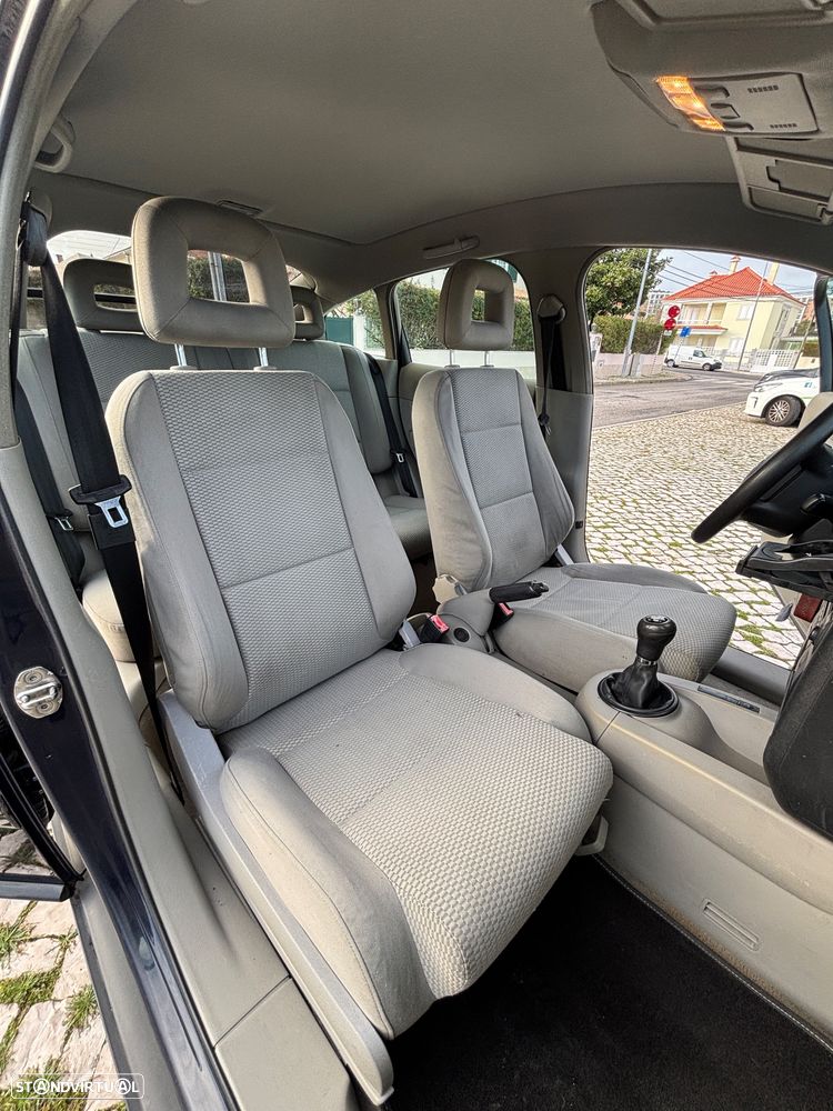 Audi A2 1.4 TDI Ambiente - 12