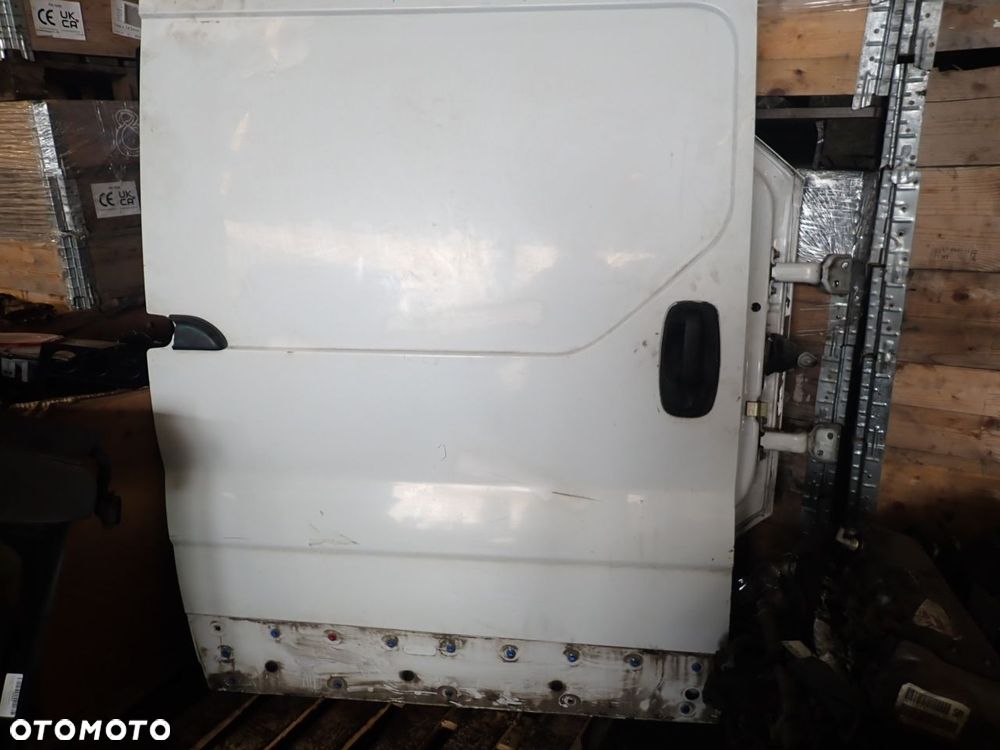 DRZWI PRAWE PRZESUWNE RENAULT TRAFIC II - 1
