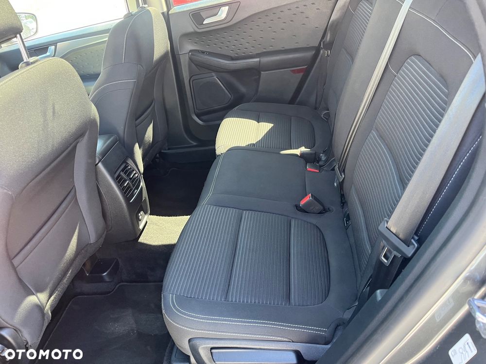 Ford Kuga 2.0 TDCi 4x2 Titanium - 6