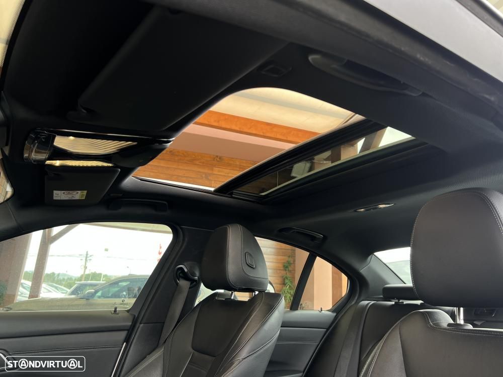 BMW 330 e Pack M Auto - 28