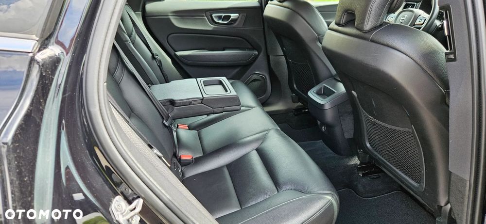 Volvo XC 60 T4 Inscription - 17
