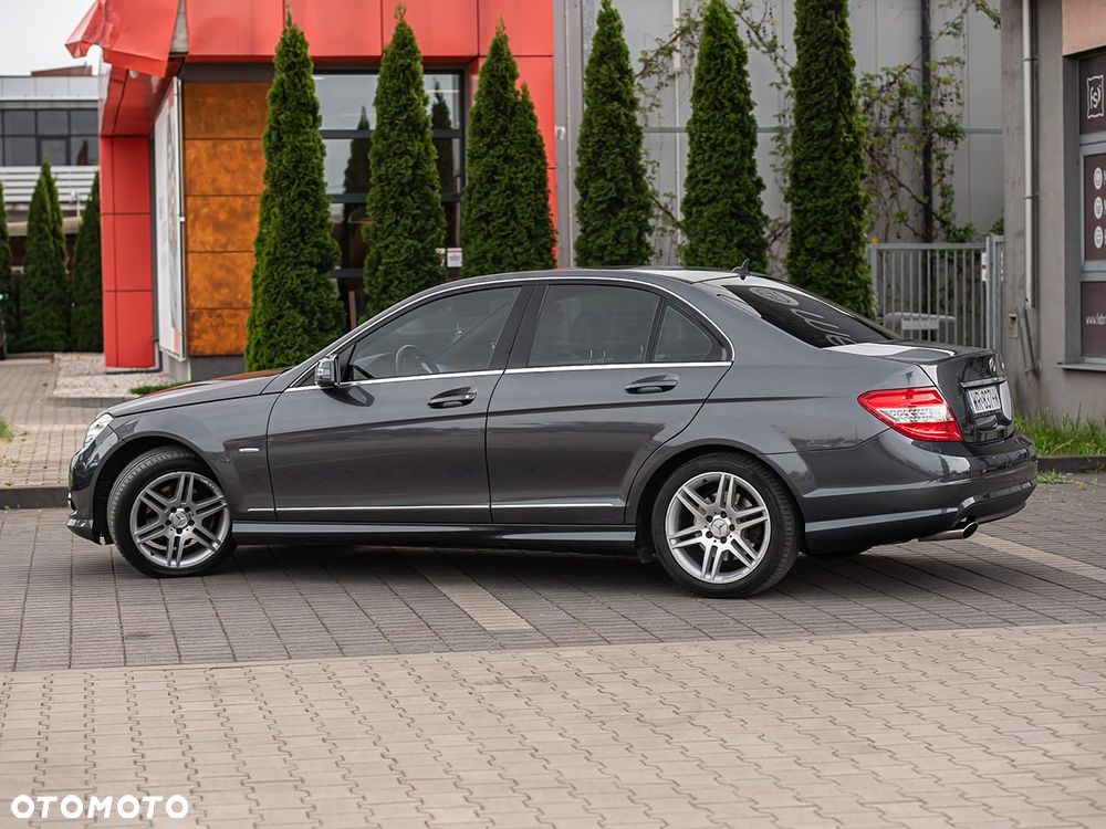 Mercedes-Benz Klasa C 220 CDI DPF Automatik Avantgarde - 4