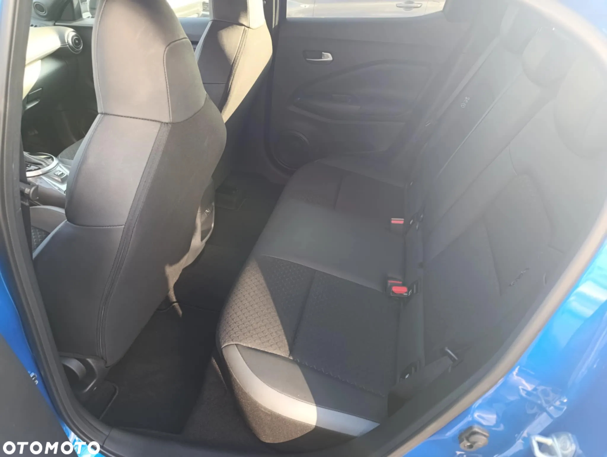 Nissan Juke 1.0 DIG-T N-Connecta DCT - 10