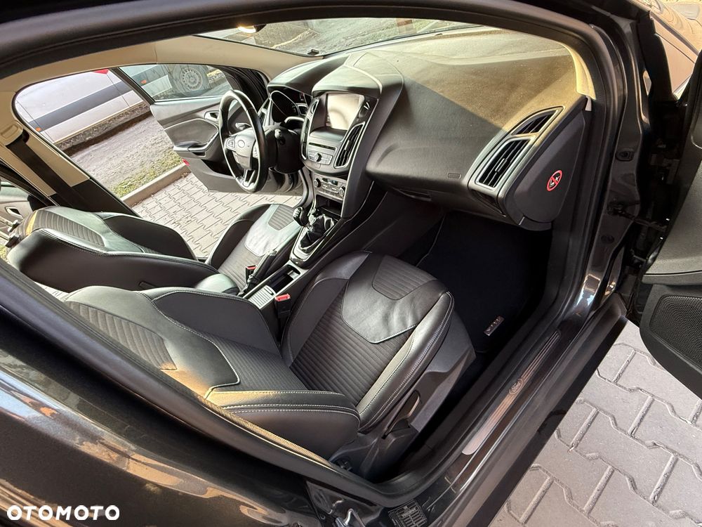 Ford Focus 1.0 EcoBoost Titanium ASS - 22