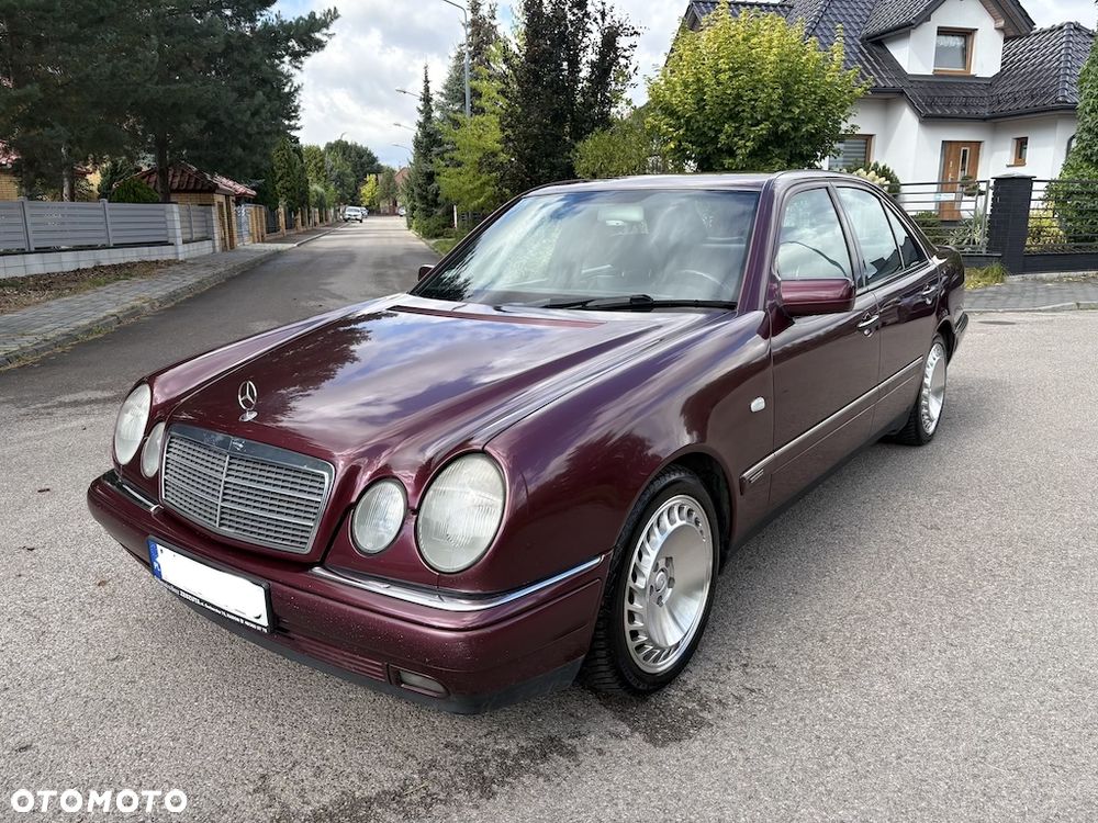Mercedes-Benz Klasa E - 13