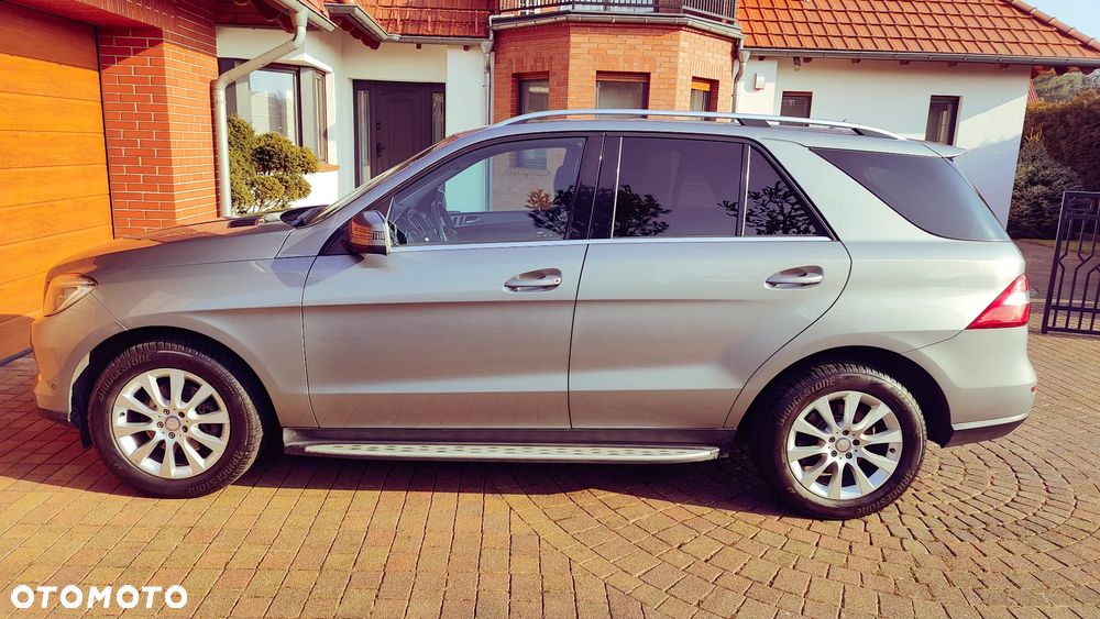 Mercedes-Benz ML - 10