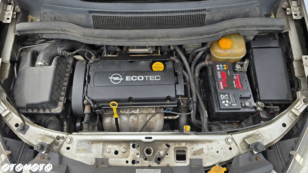 Opel Zafira - 28