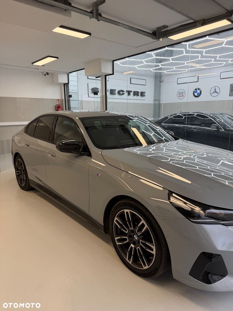 BMW Seria 5 520i mHEV M Sport Edition - 12