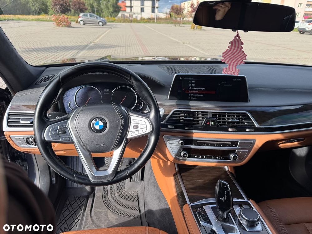 BMW Seria 7 730d - 17