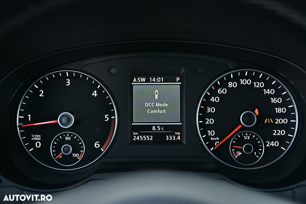 Volkswagen Sharan 2.0 TDI DSG BlueMotion Technology Life - 28