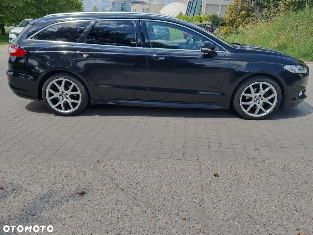 Ford Mondeo 2.0 TDCi Bi-Turbo PowerShift-Aut Titanium - 4