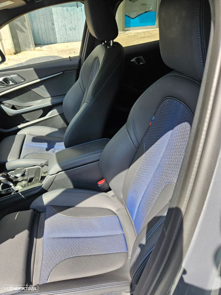 BMW M135i xDrive - 11