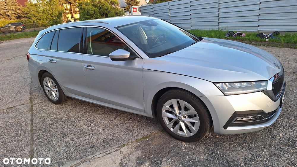 Skoda Octavia 2.0 TDI DSG Exclusive - 4