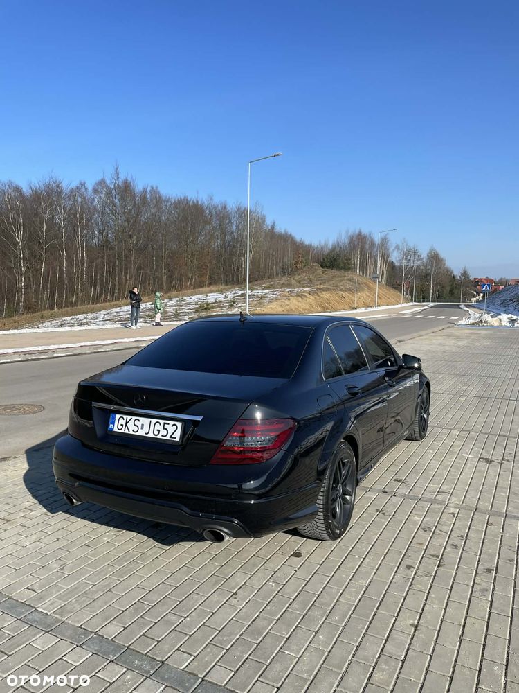 Mercedes-Benz Klasa C 200 d 7G-TRONIC - 7