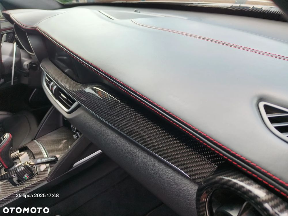 Alfa Romeo Stelvio 2.0 Turbo 16V AT8-Q4 Estrema - 32