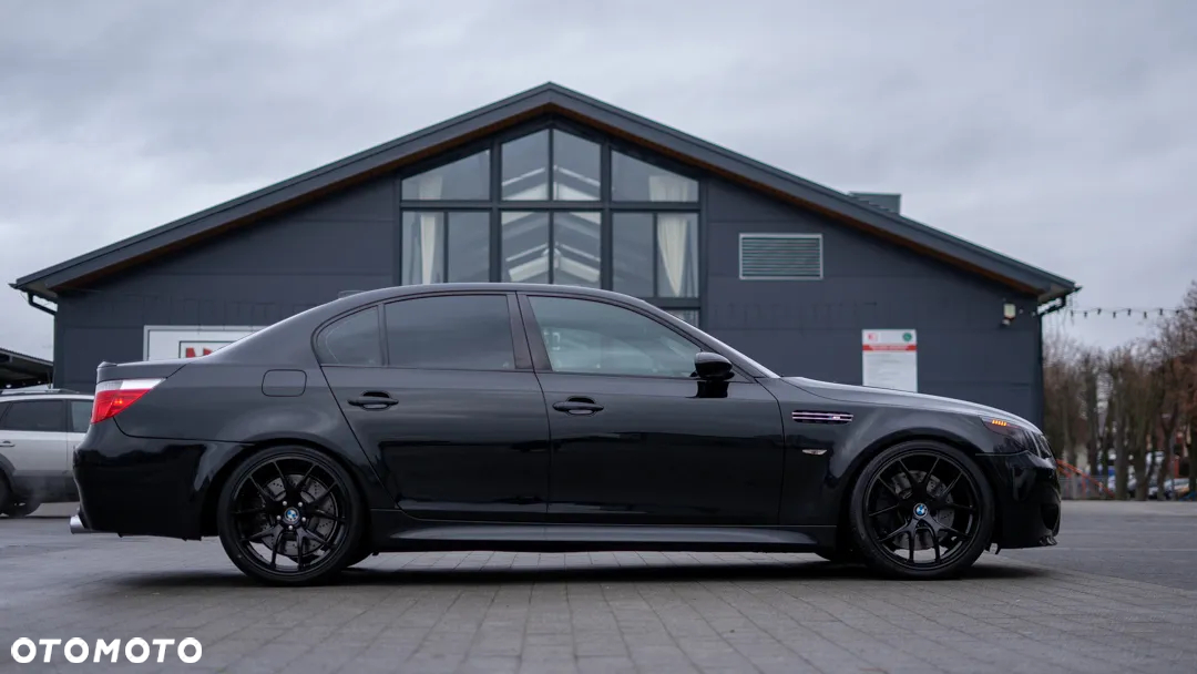 BMW M5 Standard - 5