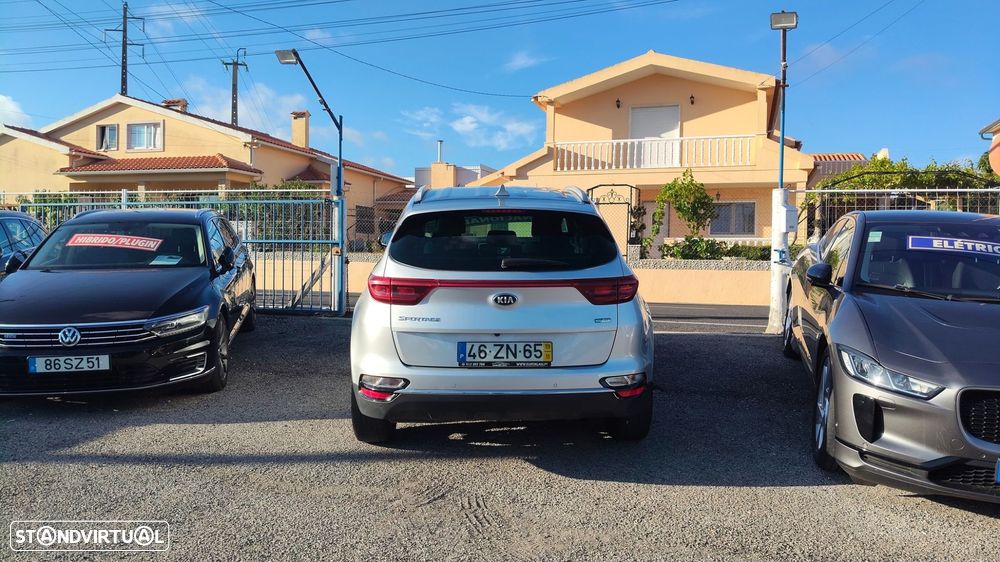 Kia Sportage 1.6 CRDi ISG MHEV Urban - 9