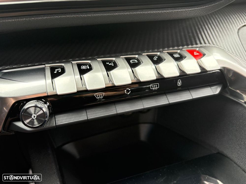 Peugeot 5008 1.2 PureTech Style - 17