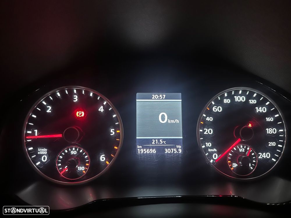 VW Tiguan 2.0 TDI Trend BlueMotion - 17