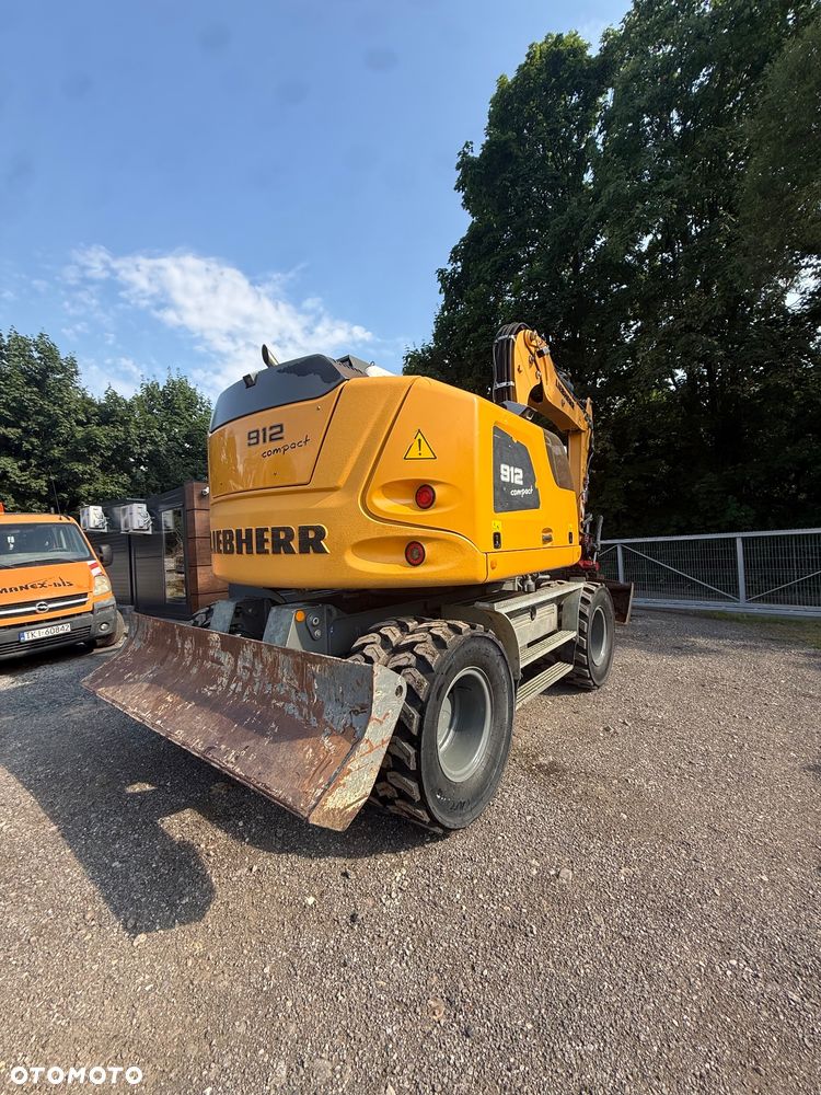 Liebherr 912 compact - 4