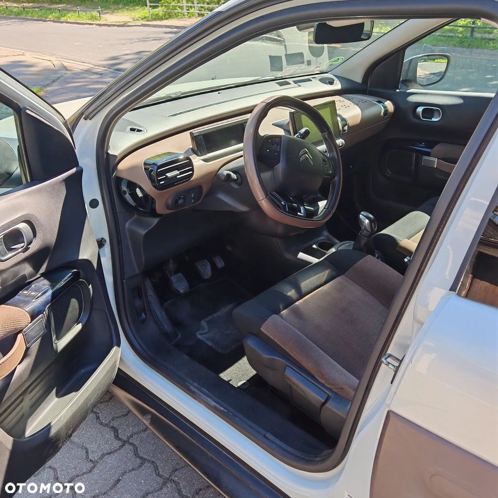 Citroën C4 Cactus 1.2 PureTech Shine Edition - 2