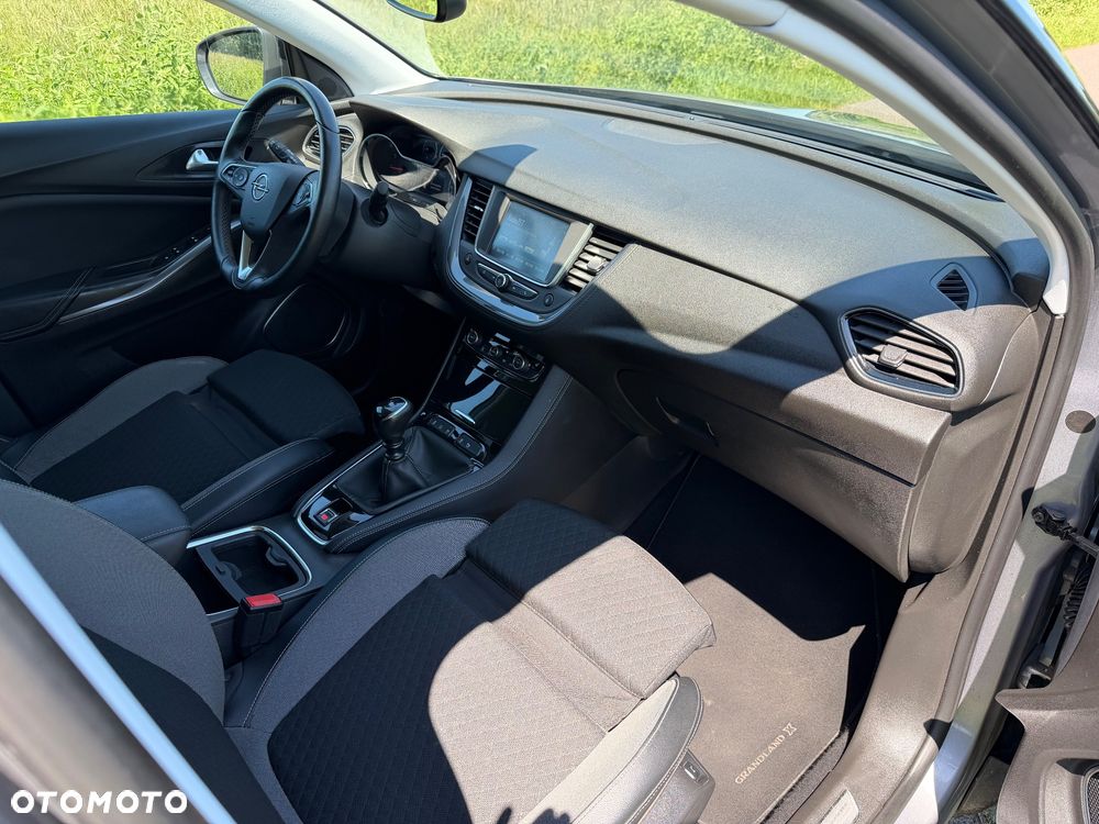 Opel Grandland X 1.2 Start/Stop INNOVATION - 19