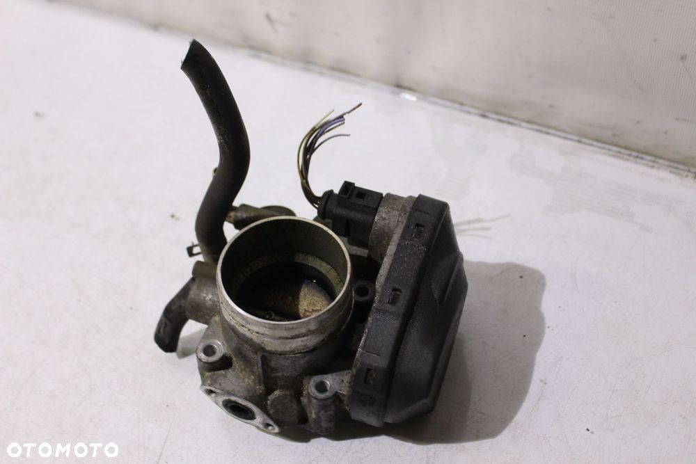 PRZEPUSTNICA VOLKSWAGEN NEW BEETLE  06A133062A - 5