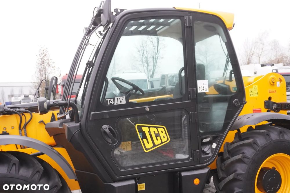 JCB 535-95 / 3,5 t / zasięg 9,5 m / joystick - 25