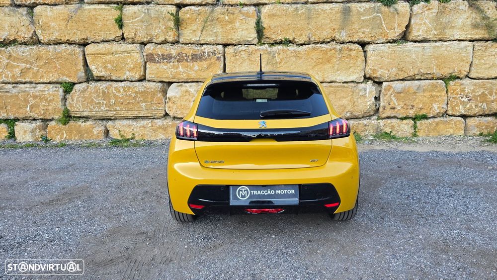 Peugeot e-208 GT - 6