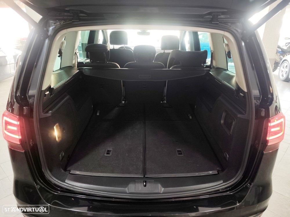 VW Sharan 2.0 TDI Blue Confortline DSG - 11