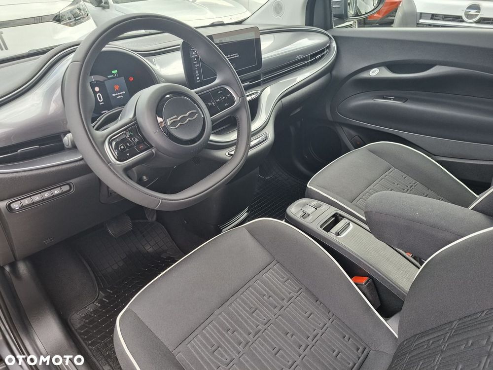 Fiat 500e - 11