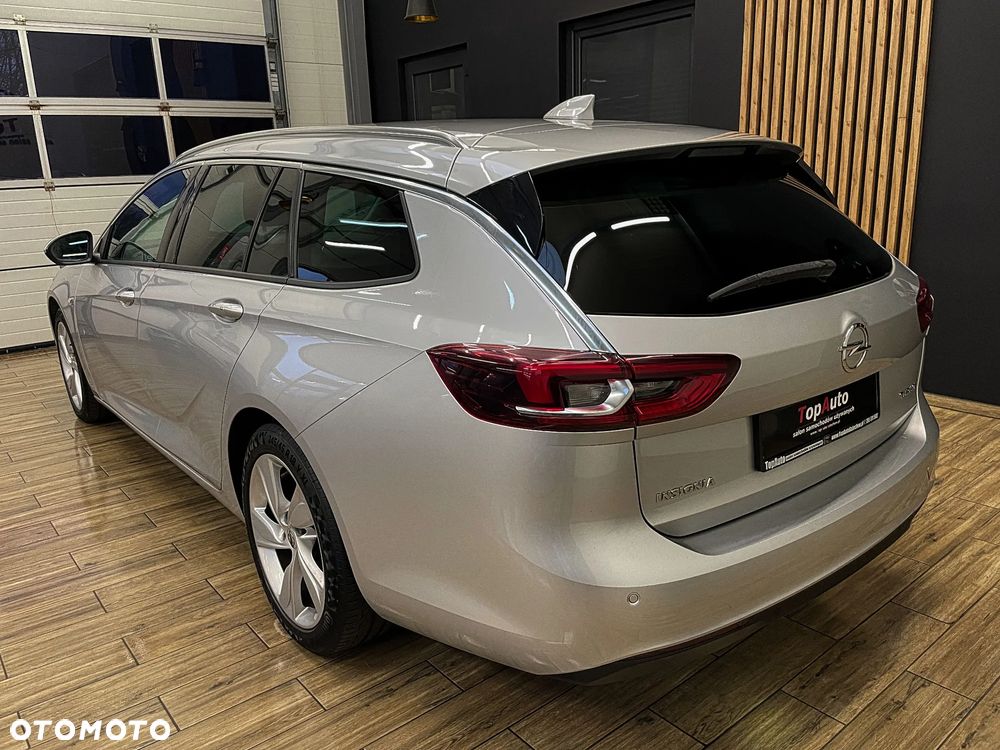 Opel Insignia 1.5 T Exclusive S&S - 10