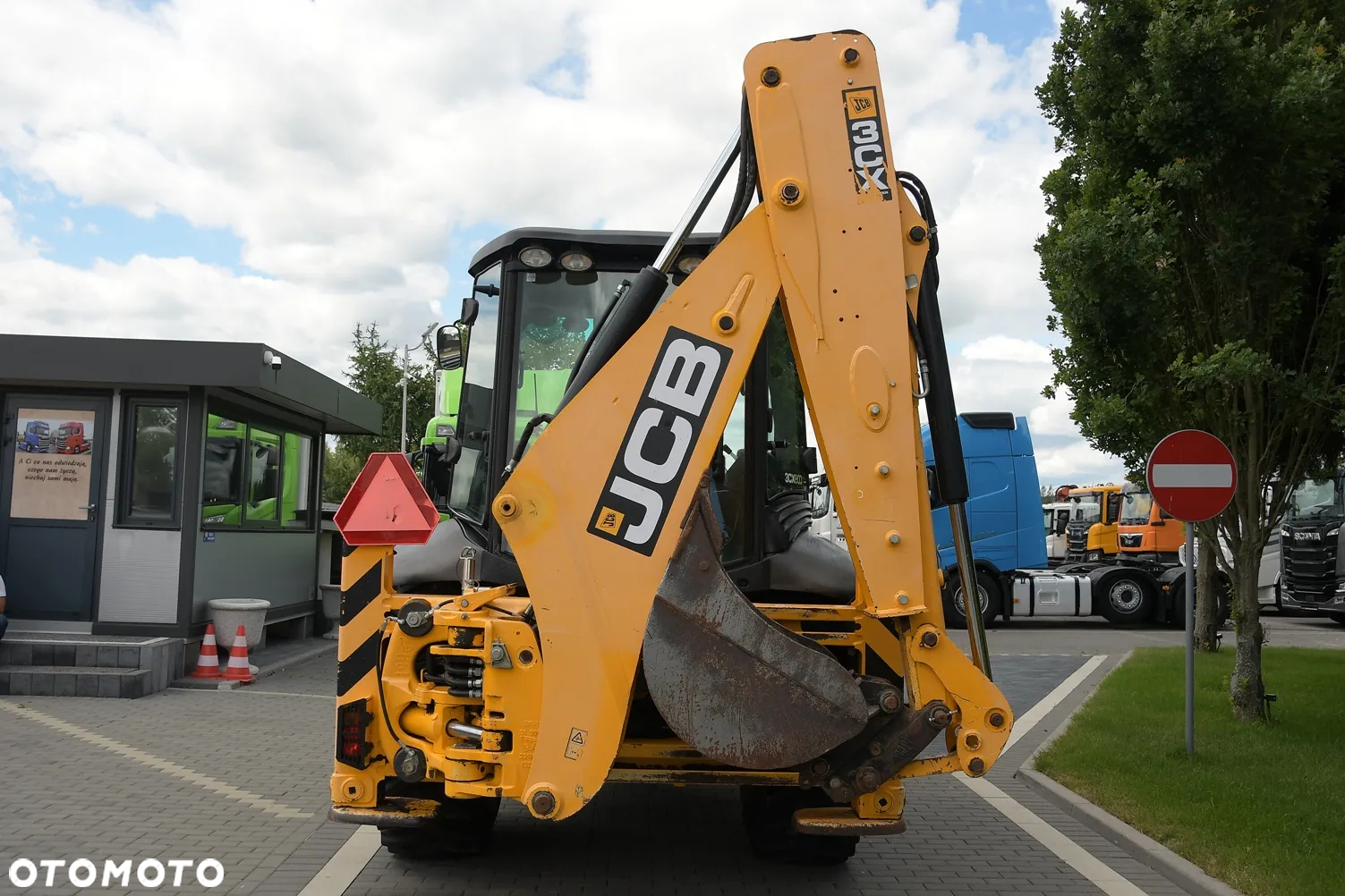 JCB KOPARKO ŁADOWARKA///* JCB 3CX///* SITEMASTER///* 2017///* 4×4///* 4300MTh///* BEZ ADBLU///* BEZ EGR///* WIDŁY///* STAN BARDZO DOBRY - 5