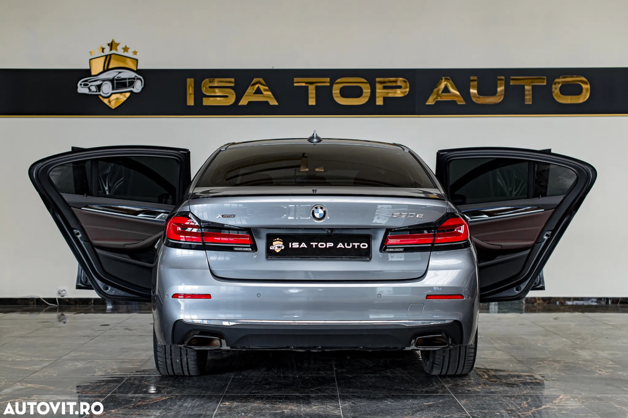BMW Seria 5 530e xDrive AT PHEV - 32