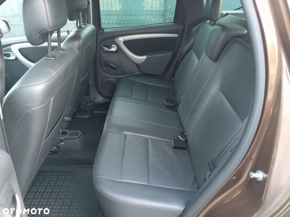 Dacia Duster 1.6 Laureate 4x4 - 7