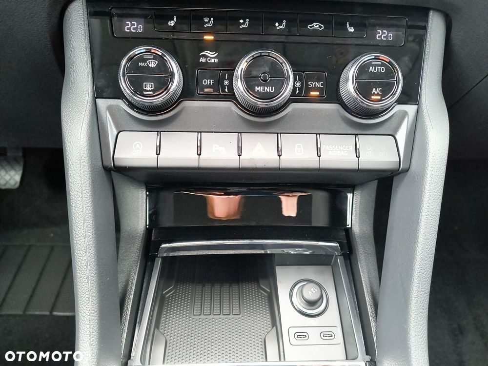 Skoda Karoq 1.5 TSI ACT Edition 130 - 29