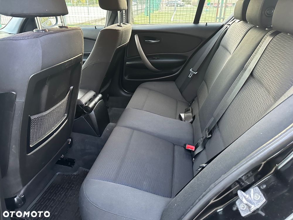BMW Seria 1 - 11