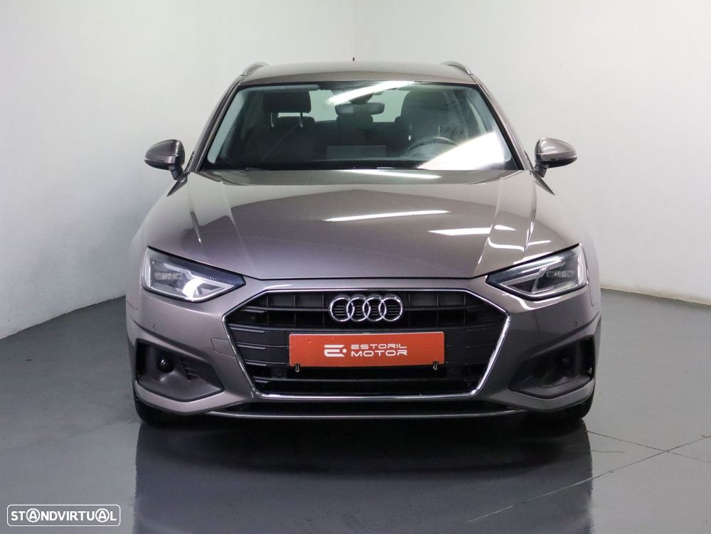 Audi A4 Avant 30 TDI S tronic - 2