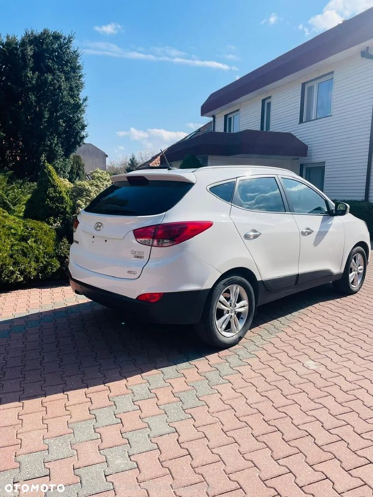 Hyundai ix35 2.0 CRDi 4WD Automatik Premium - 2