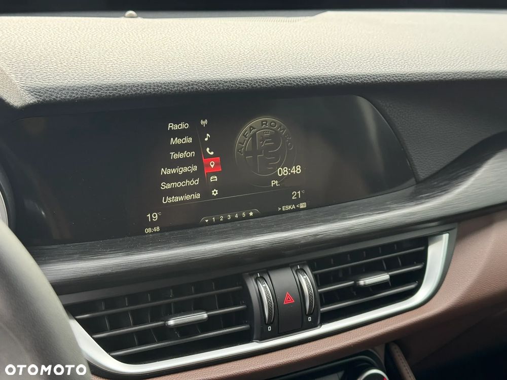 Alfa Romeo Stelvio 2.2 16V AT8 Business - 31